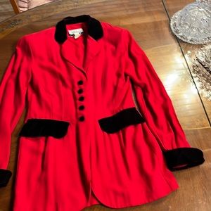 Vintage red with black velvet collar.  Sz 3/4 like a 2